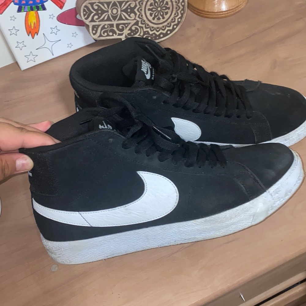 NIKE SB ZOOM MID BLAZERS